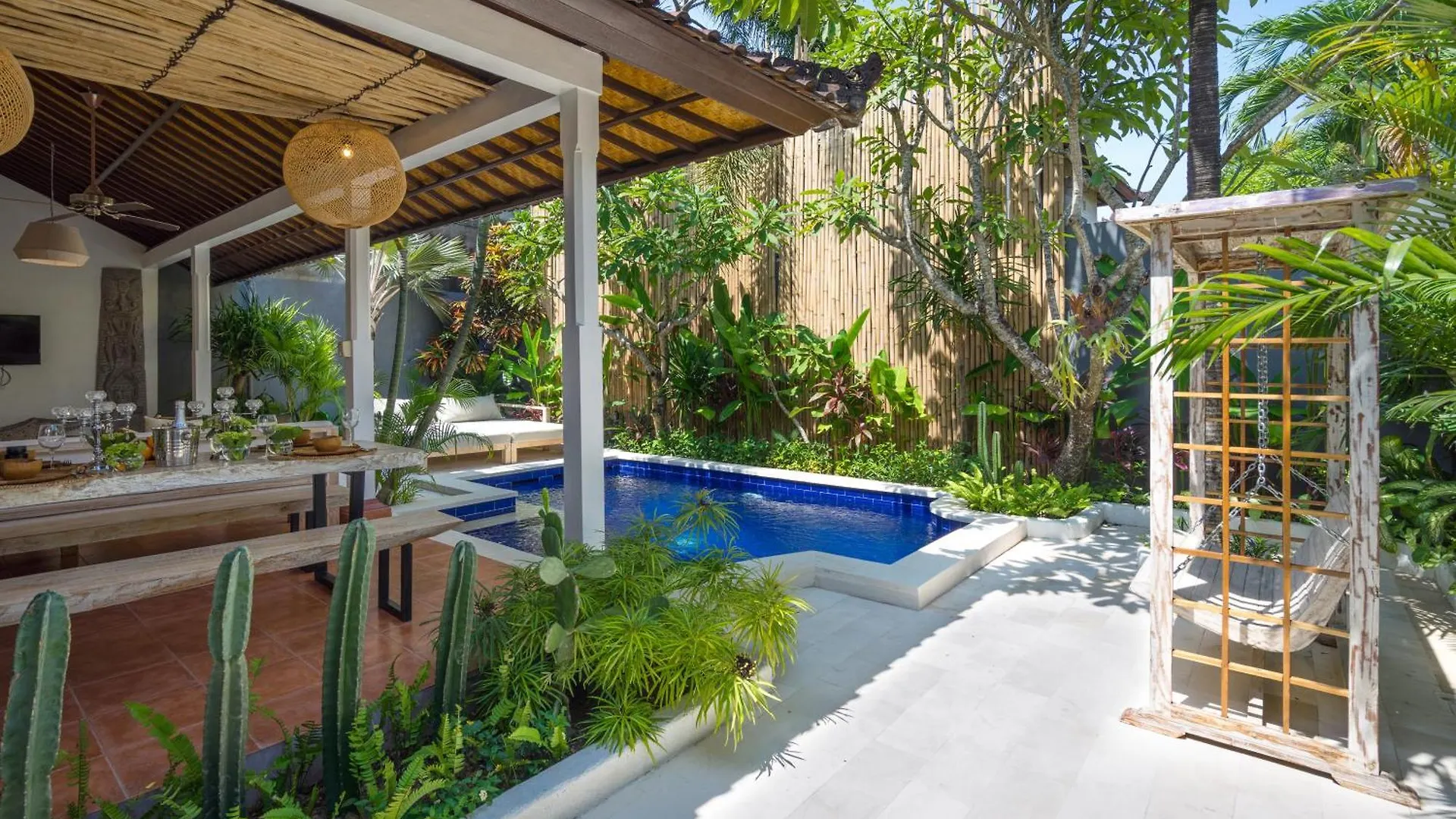 Smiling Cactus Villas Seminyak